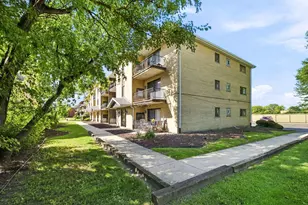5746 106th St, Chicago Ridge, IL 60415 - Photo 24