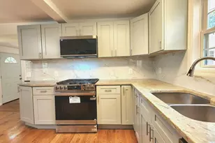 23217 W N Lakewood Ln, Lake Zurich, IL 60047 - Photo 6