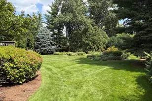 647 N Wilke Rd, Arlington Heights, IL 60005 - Photo 16