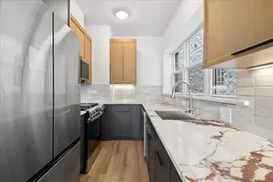 1242 W Winnemac Ave, Chicago, IL 60640 - Photo 10