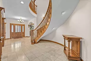 10018 Haegers Bend Rd, Barrington Hills, IL 60010 - Photo 10