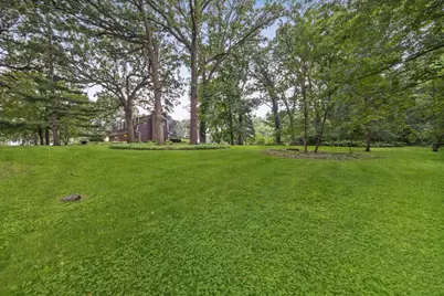 2S730 White Oak Lane, Batavia, IL 60510 - Photo 4
