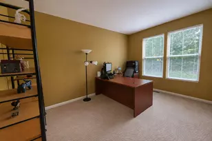 4 Snead Ct, Bolingbrook, IL 60490 - Photo 12