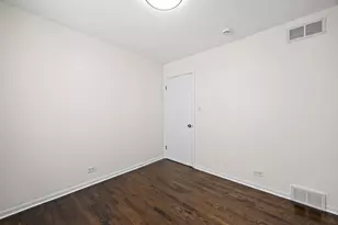 1615 W Greenleaf Ave, Chicago, IL 60626 - Photo 18