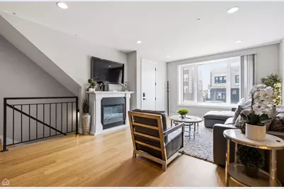 2448 W Diversey Avenue #1, Chicago, IL 60647 - Photo 4
