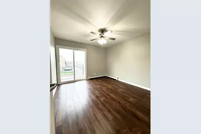 5644 W 105th Street #1W, Oak Lawn, IL 60453 - Photo 2