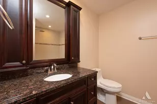 735 Yorkshire Ln, Des Plaines, IL 60016 - Photo 26