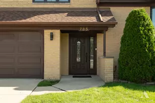 735 Yorkshire Ln, Des Plaines, IL 60016 - Photo 46