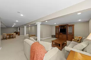 476 Bloomfield Cir W, Oswego, IL 60543 - Photo 26