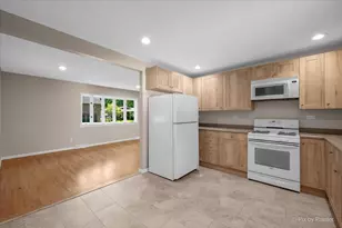 5212 Home Ave, McHenry, IL 60050 - Photo 8
