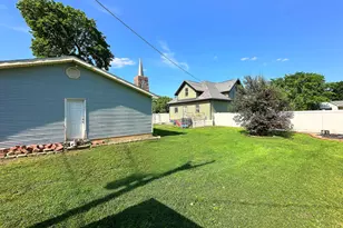 401 S Jackson St, Flanagan, IL 61740 - Photo 14