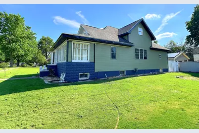401 S Jackson Street, Flanagan, IL 61740 - Photo 2