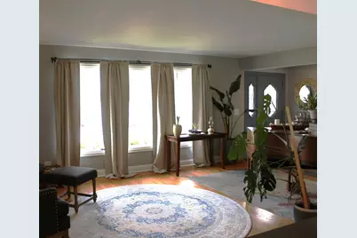 8425 W Castle Island Avenue, Chicago, IL 60656 - Photo 6