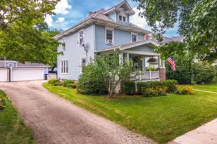 301 Vale St, Bloomington, IL 61701 - Photo 40