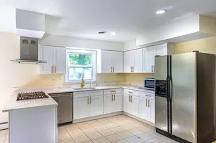 15725 W New England Ave, Tinley Park, IL 60477 - Photo 10