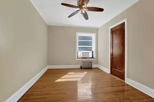 1225 W Granville Ave, Chicago, IL 60660 - Photo 22