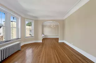 1225 W Granville Ave, Chicago, IL 60660 - Photo 6