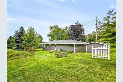 1905 S Walnut Road, Freeport, IL 61032 - Photo 22