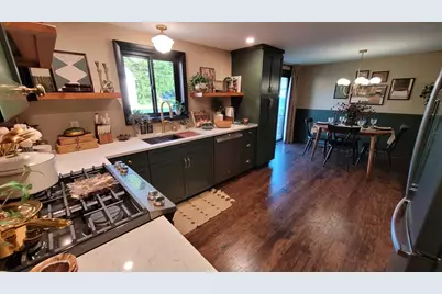 2412 Westline Drive, Joliet, IL 60431 - Photo 10