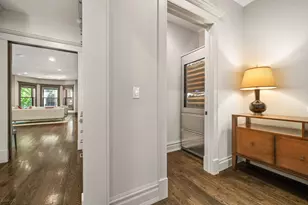 652 W Sheridan Rd, Chicago, IL 60613 - Photo 18