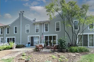 1335 Cranbrook Ct, Schaumburg, IL 60193 - Photo 24