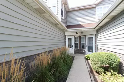 1335 Cranbrook Court, Schaumburg, IL 60193 - Photo 2