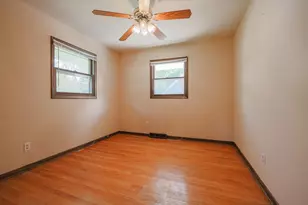 2311 Gilead Ave, Zion, IL 60099 - Photo 8
