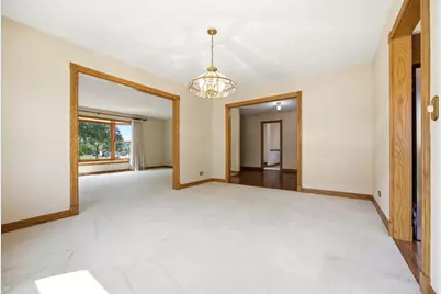 2122 Sherborn Lane, Schaumburg, IL 60193 - Photo 10