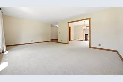 2122 Sherborn Lane, Schaumburg, IL 60193 - Photo 8