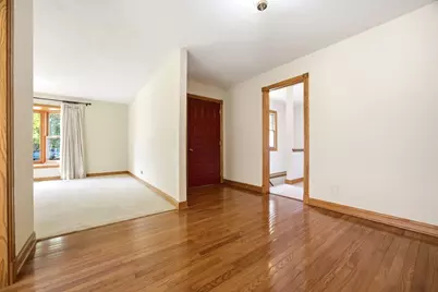 2122 Sherborn Lane, Schaumburg, IL 60193 - Photo 6