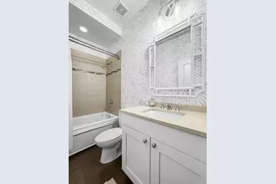 3320 N Clifton Avenue #2, Chicago, IL 60657 - Photo 22