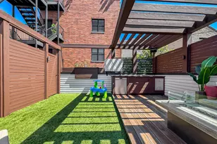 3320 N Clifton Ave, Chicago, IL 60657 - Photo 30