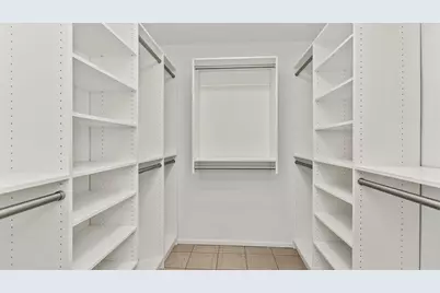 725 W Huntington Commons Road #104, Mount Prospect, IL 60056 - Photo 18