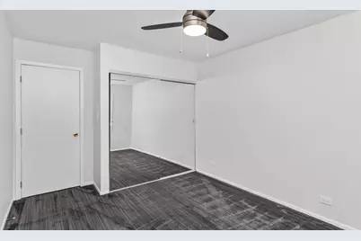 725 W Huntington Commons Road #104, Mount Prospect, IL 60056 - Photo 14