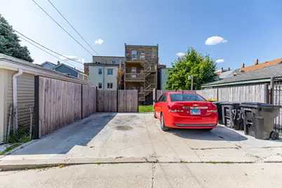 930 W 35th Street, Chicago, IL 60609 - Photo 12