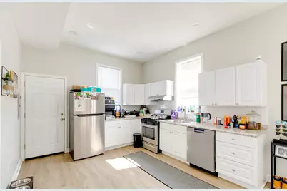 930 W 35th Street, Chicago, IL 60609 - Photo 8
