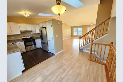 2315 N Meadows Lane #2315, Round Lake Beach, IL 60073 - Photo 6