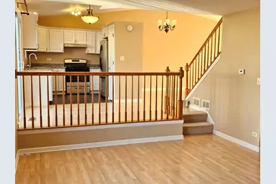 2315 N Meadows Lane #2315, Round Lake Beach, IL 60073 - Photo 10