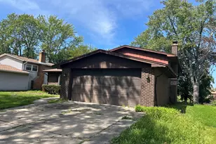 22460 Lakeshore Dr, Richton Park, IL 60471 - Photo 4