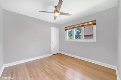 6023 N Emerson Street, Rosemont, IL 60018 - Photo 14