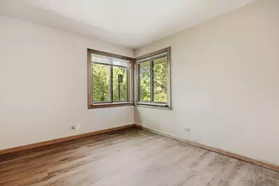 10405 W Ford Avenue, Beach Park, IL 60099 - Photo 16