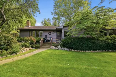 10405 W Ford Avenue, Beach Park, IL 60099 - Photo 2