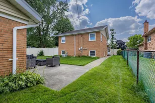 4445 Arthur Ave, Brookfield, IL 60513 - Photo 6