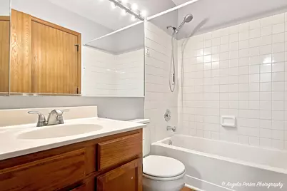 [Address not provided], Island Lake, IL 60042 - Photo 22