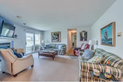 7236 Cottonwood Court #B, Willowbrook, IL 60527 - Photo 10