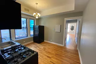 856 W Montrose Ave, Chicago, IL 60613 - Photo 12