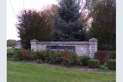 2096 Limestone Lane, Carpentersville, IL 60110 - Photo 4