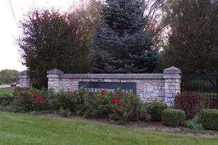2096 Limestone Ln, Carpentersville, IL 60110 - Photo 4