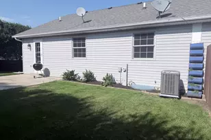 15631 W Waterford Ln, Manhattan, IL 60442 - Photo 18