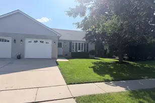 15631 W Waterford Ln, Manhattan, IL 60442 - Photo 2